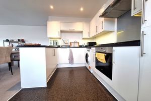 Kitchen- click for photo gallery